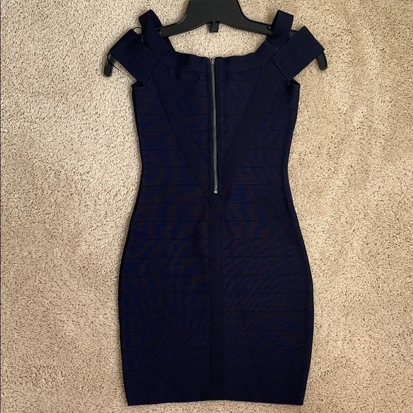 Guess Bodycon Dress - Picture 5 of 8